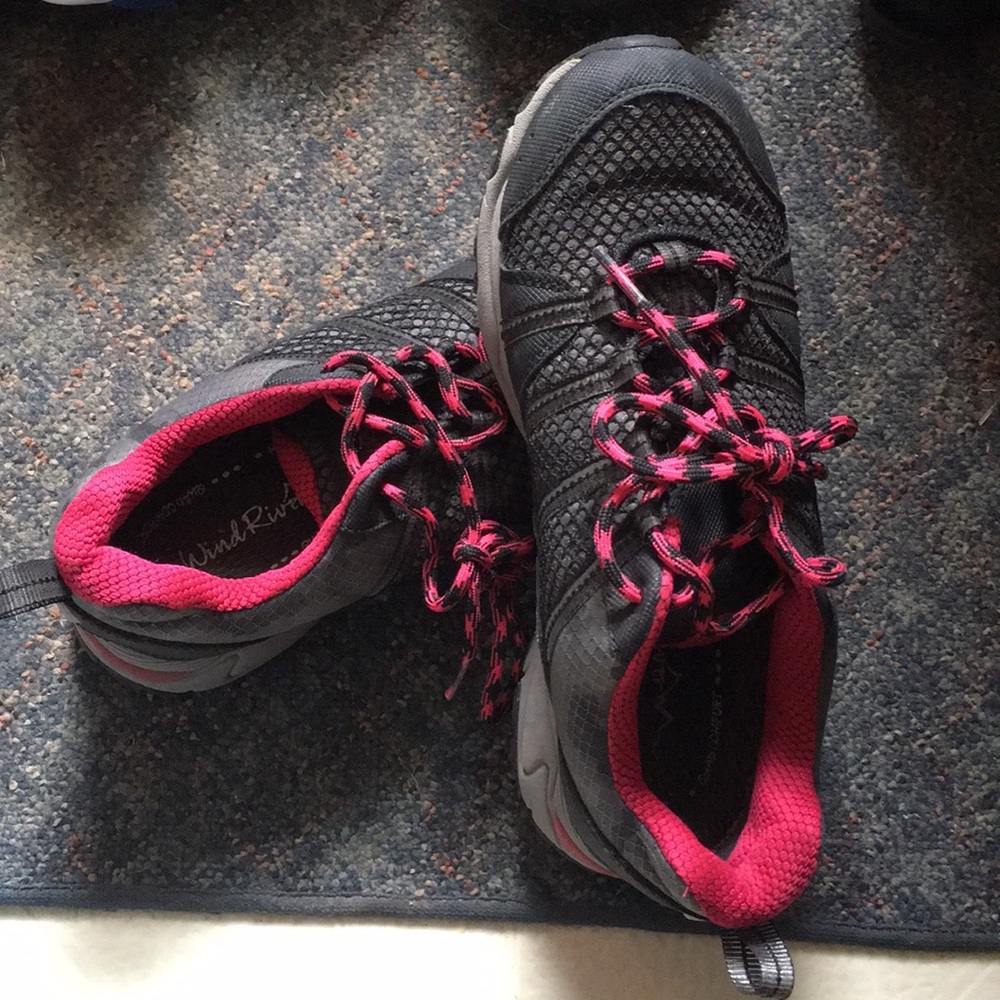 Windriver hiking shoes